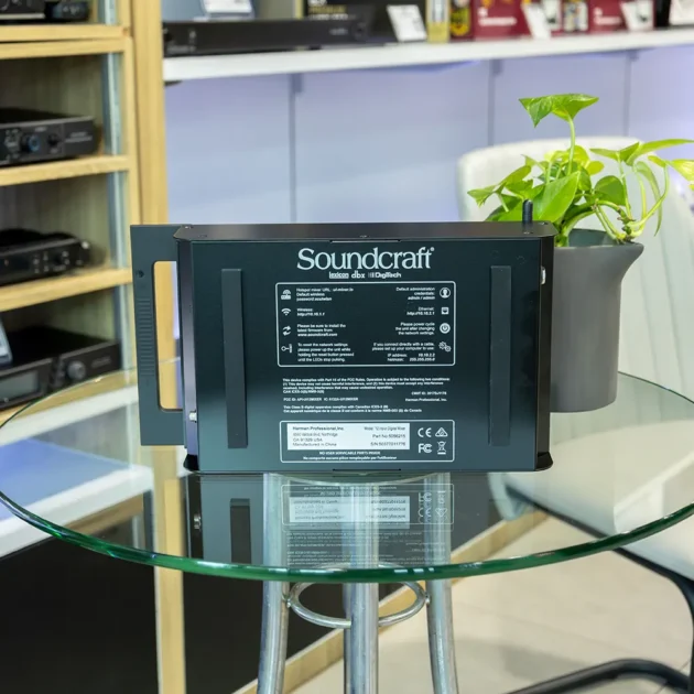 SOUNDCRAFT Ui12