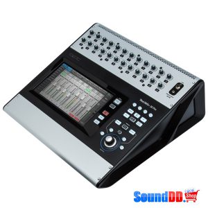 QSC TouchMix-30 Pro Digital Mixers 30 inputs  24 Mic/Line, 6 Line เครื่องผสมสัญญาณเสียง ดิจิตอล มิกเซอร์ ดิจิตอล QSC TouchMix-30 Pro มิกเซอร์ ดิจิตอล