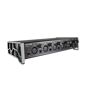 TASCAM US-4x4