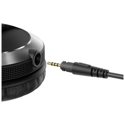 HDJ-X7-plug