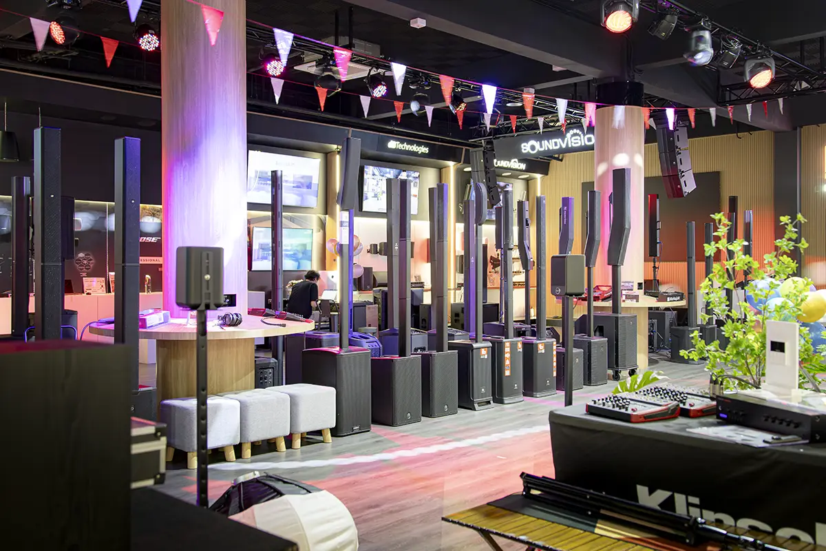 โชว์รูมลำโพง Column และอุปกรณ์เครื่องเสียงระดับมืออาชีพที่ SoundDD Shop